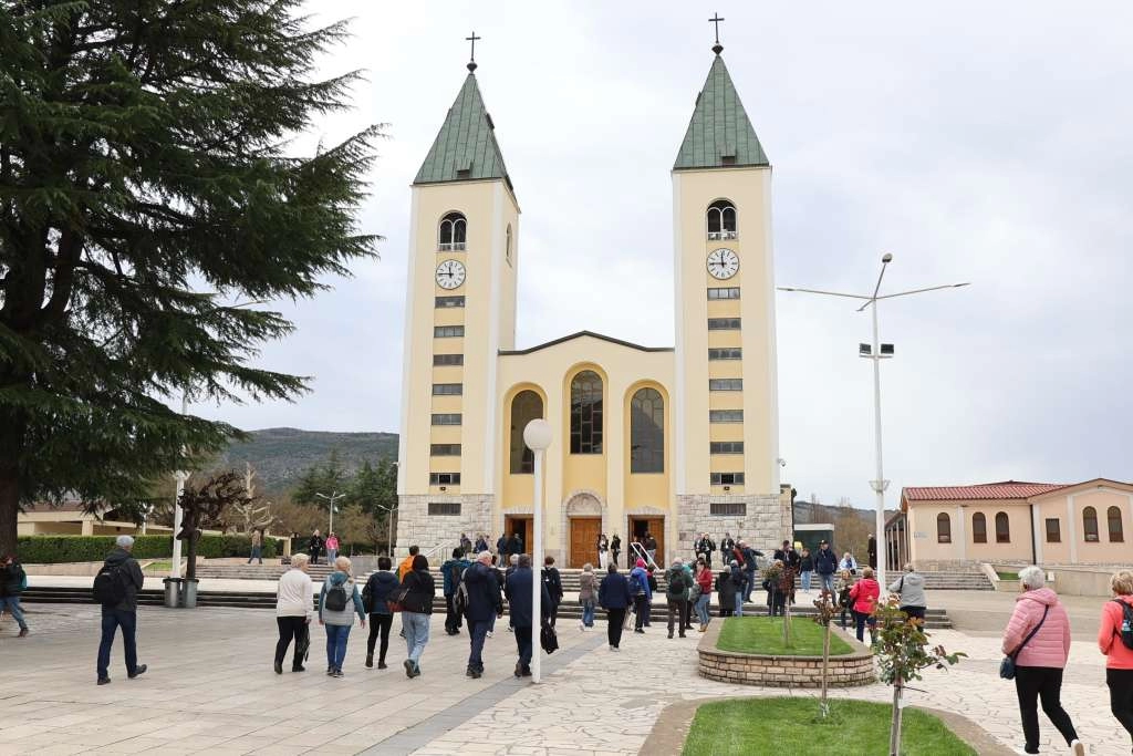 Međugorje spremno za rekordnu sezonu, hodočasnici iz zapadne Europe, Južne Amerike i Afrike